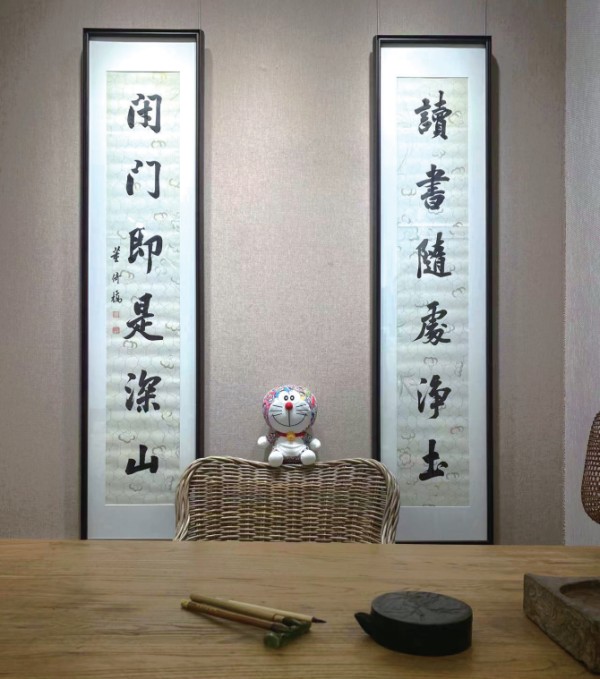 一入“藏”门深似海 再回头已百年身——杨飞和她“古董客厅”中的币章收藏