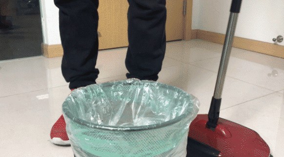 一分钟自动扫完40平米，不弯腰不费力零耗电，懒人一定要用它！
