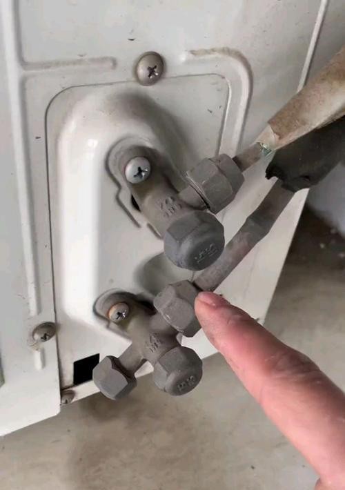 空调维护关键技巧——高效收氟方法解析（掌握这些技巧） 第1张