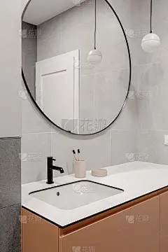 现代极简主义浴室室内设计与灰色的石砖和陶土家具