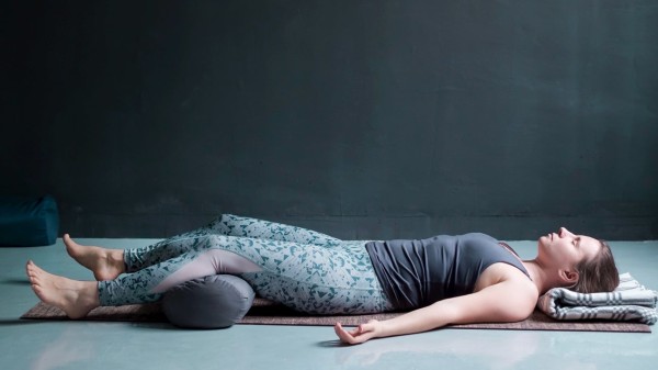 大休息术 Savasana