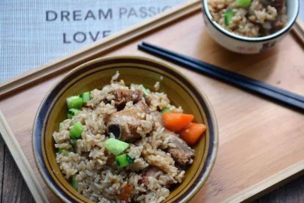 如何轻松烹饪快手菜,省时省力又美味