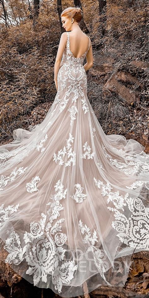 Which states have the cheapest wedding dresses? .