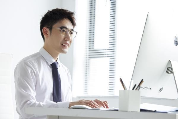 1000000小时：探寻工作与生活的平衡之道图1
