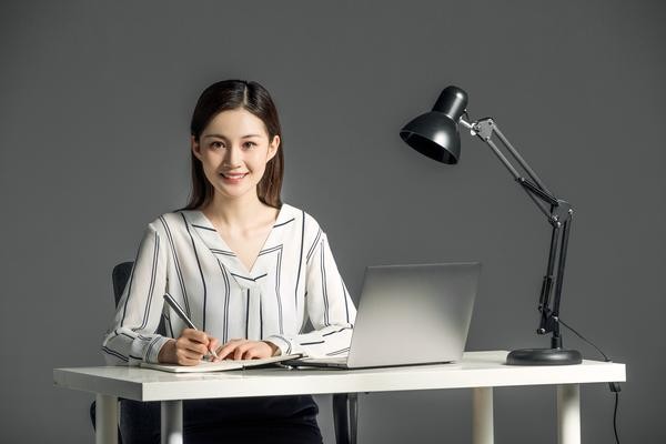 58小时工作制：工作与生活的平衡之道图1