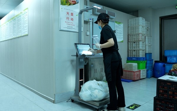 出入库智能秤:以精准校验重构食堂后端管理流程