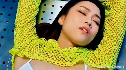 女孩去同学家做客，结果惨遭闺蜜男友侵犯！