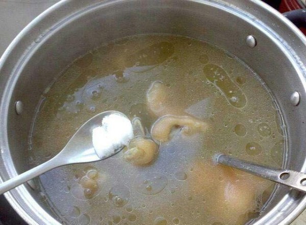 做菜时需掌握的五个正确的放盐技巧，让你做出的菜更有味