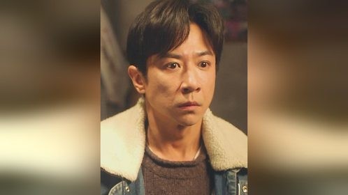 “小伙靠脱裤子吸引人购物，最终成了全村首富”