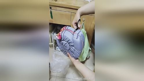 室友买的床垫，太窄了吧