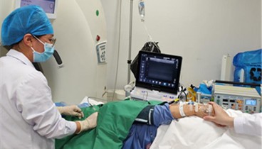 滨州医学院烟台附属医院成功开展颈背根神经节射频调控术治疗带状疱疹后神经痛