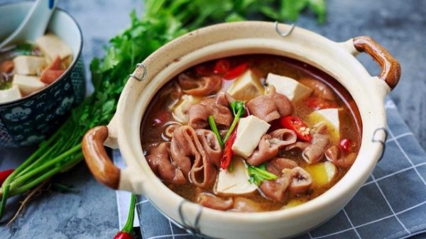谁说肥肠臭？做好2步，去腥除味，没异味