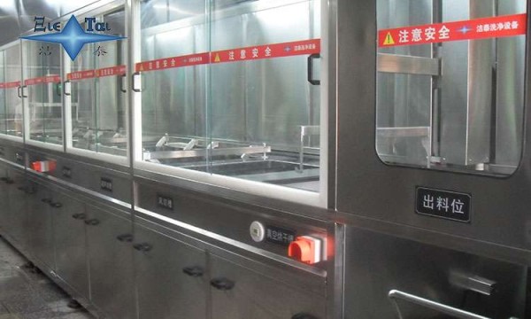 超声波清洗机:金属防护设备的高效清洁利器