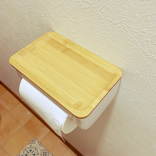 ブックエンド使用,DAISO木製トレー,トイレットペーパー,トイレットペーパーホルダー DIY,トイレットペーパーホルダー,中古住宅,こどもと暮らす。,こどものいる暮らし,DIY,100均DIY,100均,Bathroom,DAISOバンブートレー ihwa15の部屋