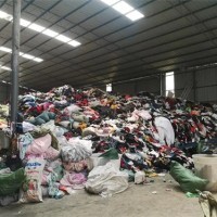 松江区服装回收公司,长期收购服装尾货的电话