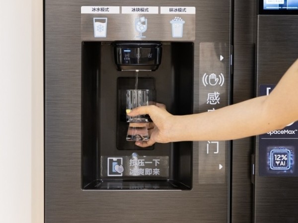 深度体验三星 AI 神冰箱 5 系:开启智能保鲜新时代