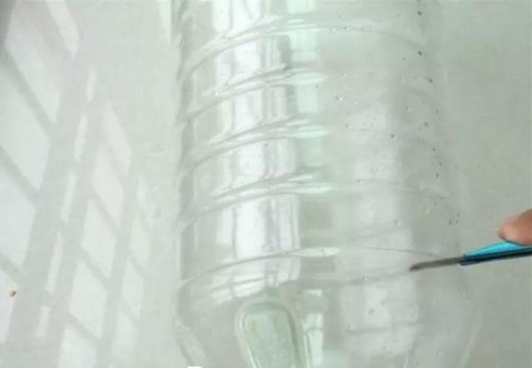 家里有冰箱的一定要学学这招，让你冰箱空间增大5倍！非常实用！