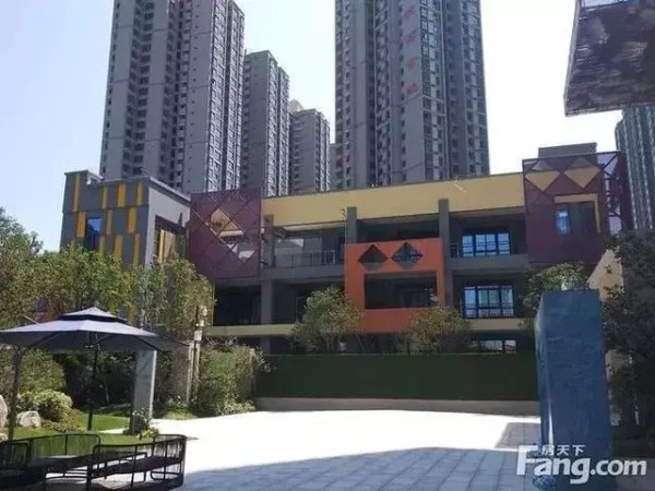 洗衣液瓶子做厨房收纳 小户型<a target=