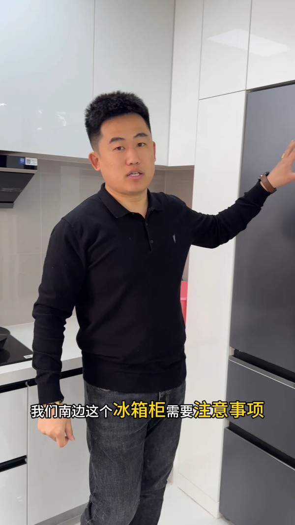 淘淘慧通：厨房布局与推拉门选择，打造简约实用的通透空间指南