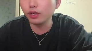 兄弟们,我被选为老王杯的队长了,大家帮我挑选五名队员