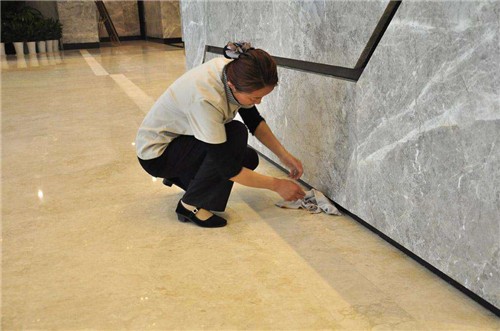 北京延庆县家庭保洁电话_明码标价