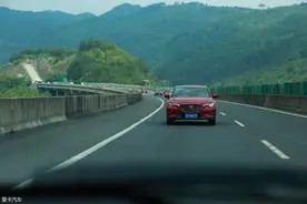 刚拿到驾照的新手如何练习上路?图片