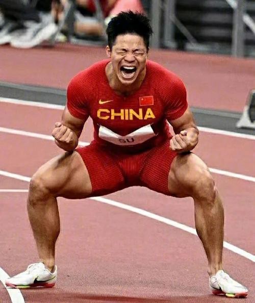 苏炳添健身秘诀：速度训练与生活态度的完美结合