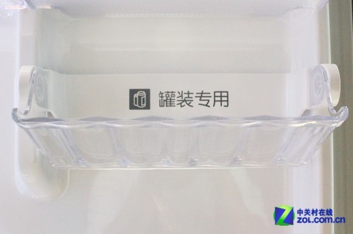 无霜保鲜两不误 三星高端三门冰箱首测 