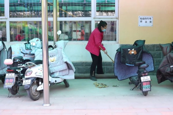 【绿色安全】全园清理可燃物 消除隐患保平安-幼师课件网第15张图片