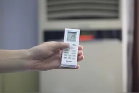 空调遥控器藏了这个键!维修师傅打死不说,按下它电费少一半图片
