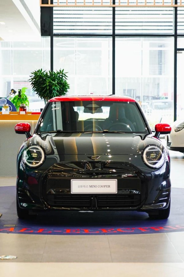 MINI 出行：解锁都市通勤的便捷密码-有驾