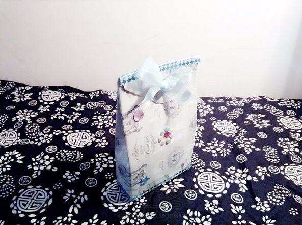 食品盒巧做精美礼品盒