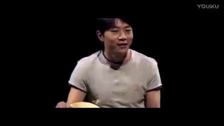 赵雷惊喜出现,为高圆圆弹唱《成都》,高圆圆感动到哭