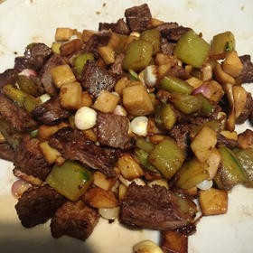 黑胡椒杏鲍菇牛肉粒