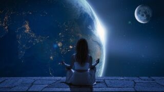 宇宙と共鳴し潜在意識を覚醒へ。無限の可能性を開く実践ガイド