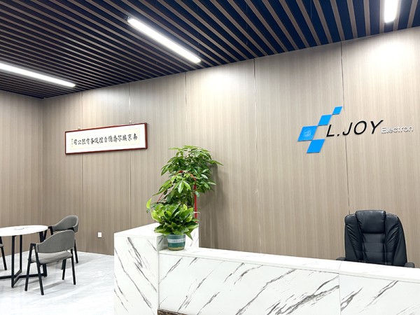 物联网空调智能控制器，引领未来家庭舒适生活