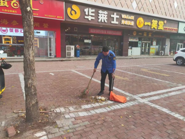 我市“双节”期间市容环境整洁有序