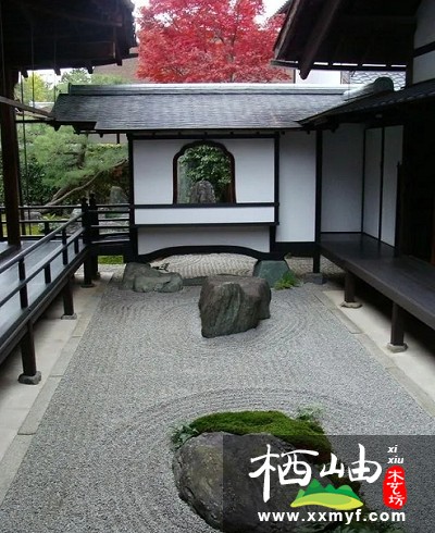 别墅庭院