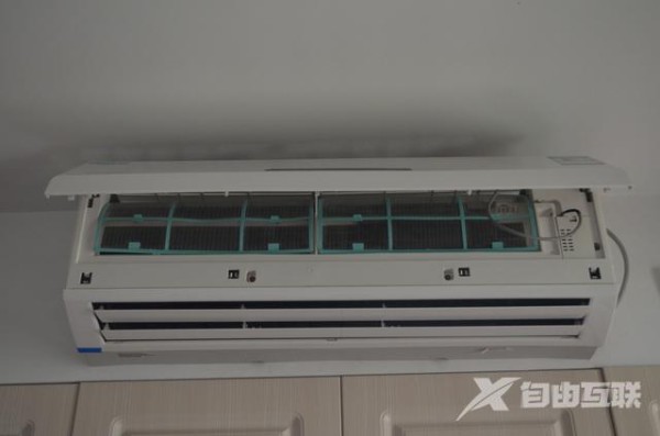 自己怎么清洗空调（教你一招清洗空调的方法和技巧）(1)