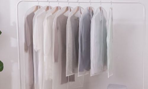 衣服防尘袋怎么清洗比较好