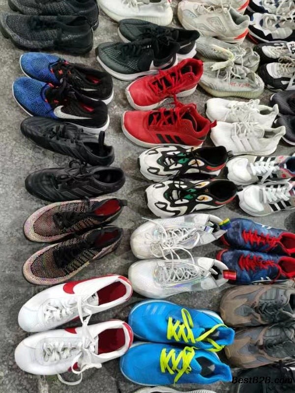 长宁区回收废品 上门回收旧衣服，旧物品 旧电子产品