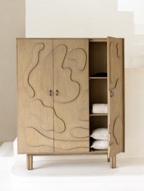 Maison-sauvage-capulo-wooden-bookcase-home