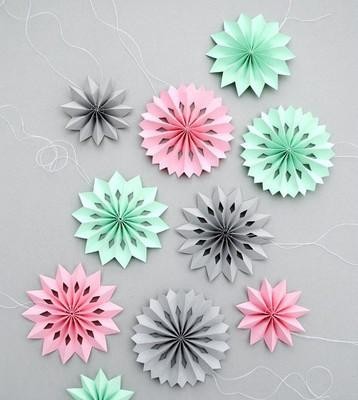 扇形折纸花装饰画 手工折纸大全-蒲城教育文学网