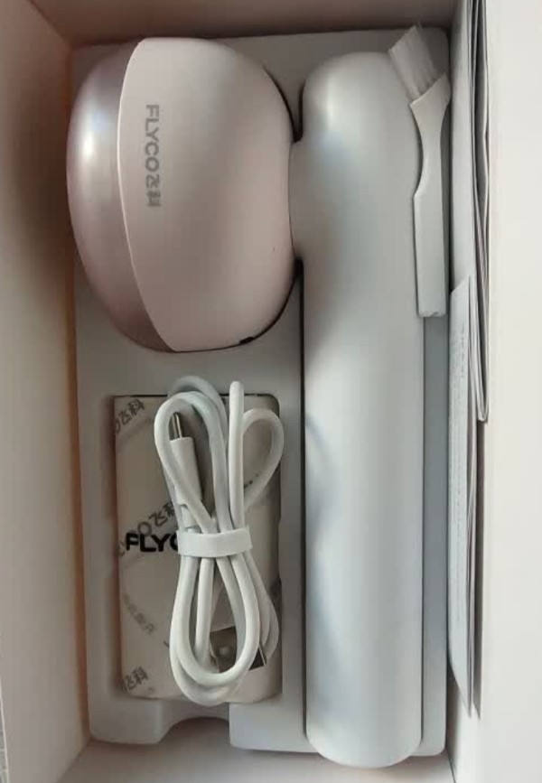 飞科(FLYCO) 毛球修剪器充电式吸粘去剃毛球器打毛器家用粘剃一体 FR5280 绿色晒单图