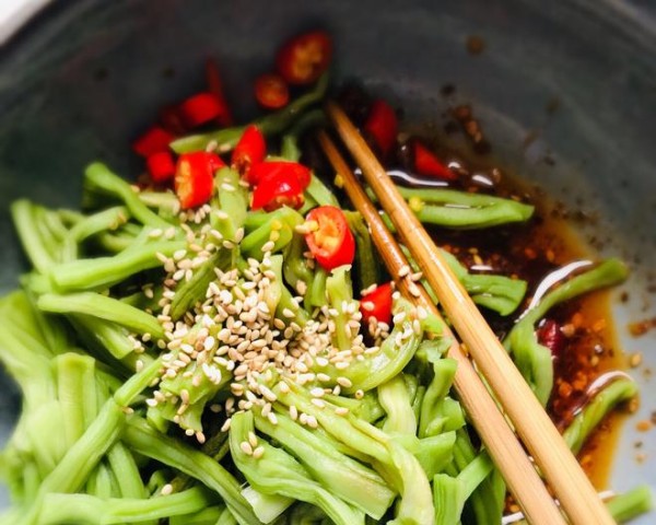 突然就火了的贡菜——香辣爽口凉拌贡菜的做法