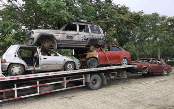 爱车送去报废：这3个东西务必拆下来，不然你亏大了！-有驾