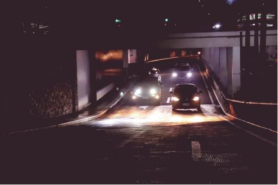 哇牛养车｜夜间行车多谨慎，记住这些小贴士-有驾