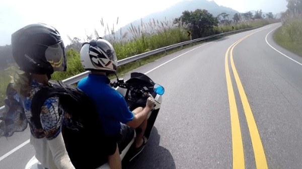 泰国左侧行驶道路场景