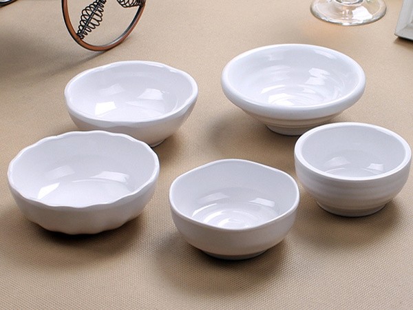 塑料餐具清洗