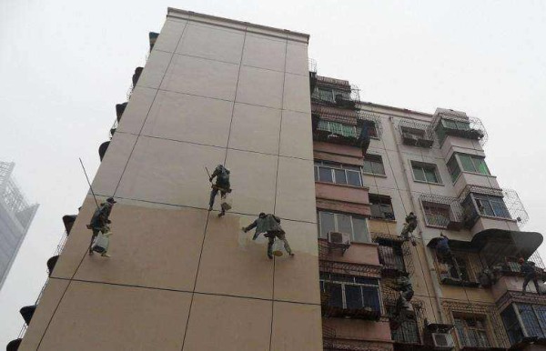 外墙翻新